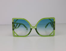 Load image into Gallery viewer, Oversize Square Fashion Sunglasses

